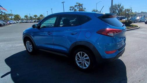 2017 Hyundai TUCSON SE