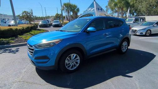 2017 Hyundai TUCSON SE