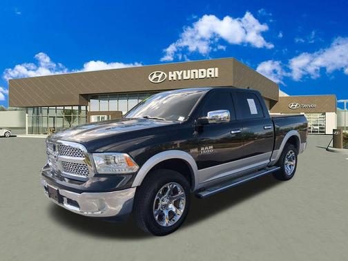 2017 RAM 1500 Laramie