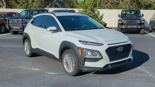 2021 Hyundai KONA SEL