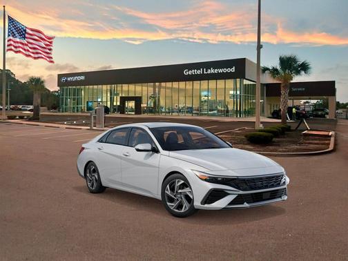 2025 Hyundai ELANTRA Limited