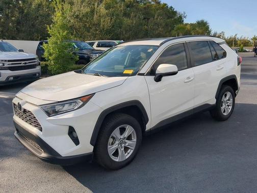 2019 Toyota RAV4 XLE
