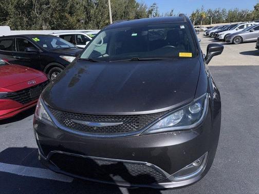 2020 Chrysler Pacifica Touring-L Plus