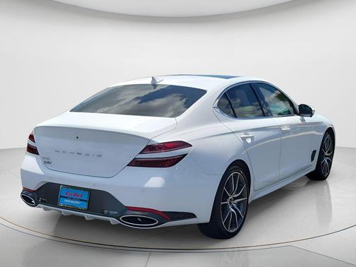 Alta White 2026 Genesis G70 2.5T RWD Prestige