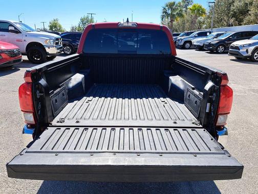 2018 Toyota Tacoma SR5