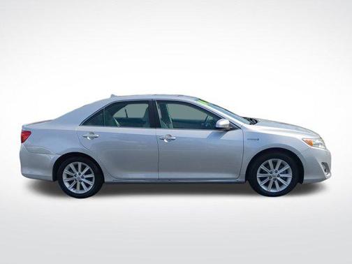 2014 Toyota Camry Hybrid XLE