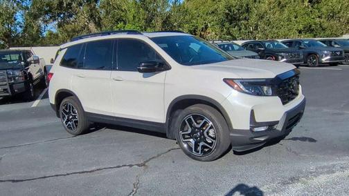2023 Honda Passport AWD Elite
