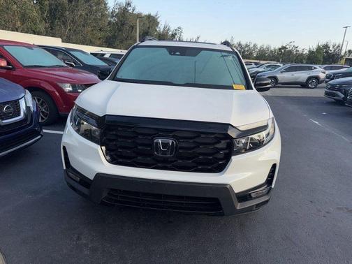 2023 Honda Passport AWD Elite