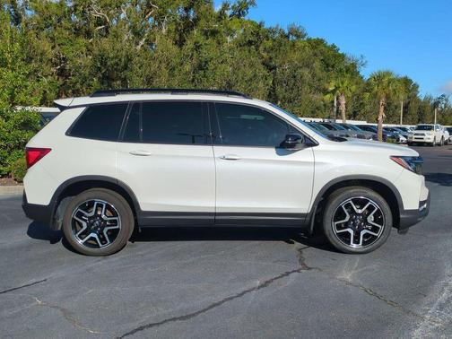 2023 Honda Passport AWD Elite