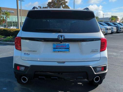 2023 Honda Passport AWD Elite