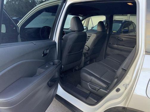 2023 Honda Passport AWD Elite