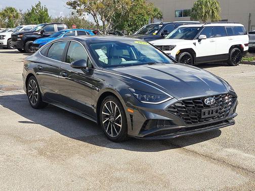 2022 Hyundai SONATA Limited