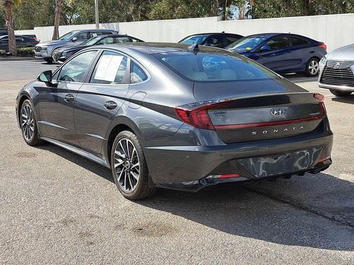 2022 Hyundai SONATA Limited