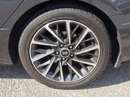 2022 Hyundai SONATA Limited