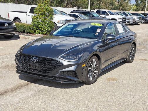 2022 Hyundai SONATA Limited