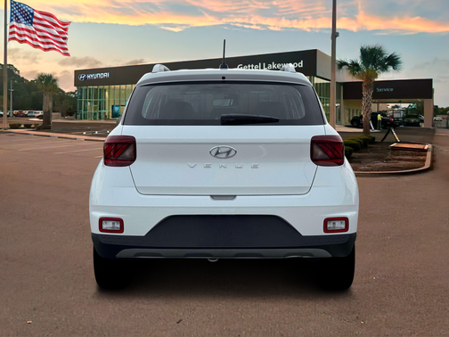 2026 Hyundai VENUE SEL
