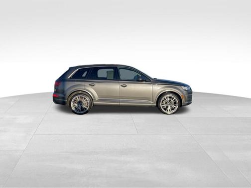 2019 Audi Q7 55 Prestige