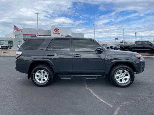 2024 Toyota 4Runner SR5 Premium