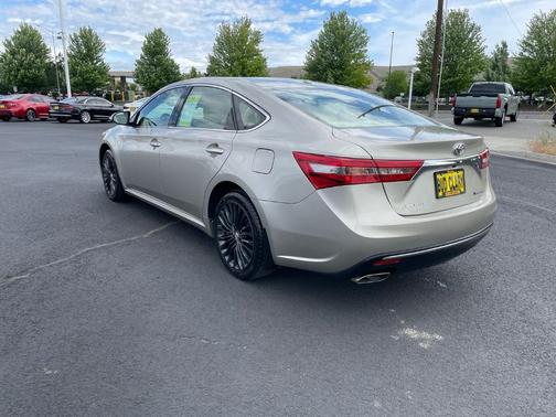 2017 Toyota Avalon XLE Touring