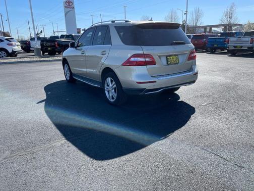 Gold 2012 Mercedes-Benz M-Class ML 350 4MATIC