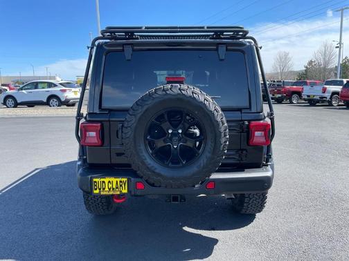 Black 2022 Jeep Wrangler Unlimited Rubicon