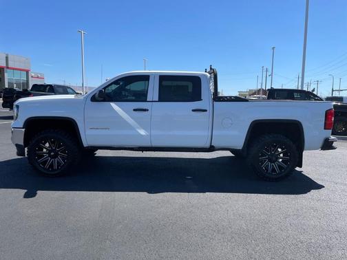 White 2018 GMC Sierra 1500 Base