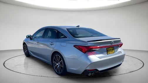 Silver 2019 Toyota Avalon XLE Touring