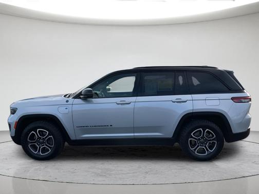 Silver 2024 Jeep Grand Cherokee 4xe Trailhawk