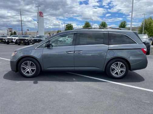 Gray 2013 Honda Odyssey EX-L