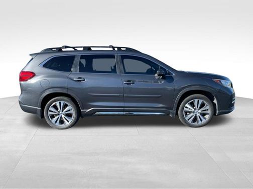 Magnetite Gray Metallic 2019 Subaru Ascent Limited 8-Passenger