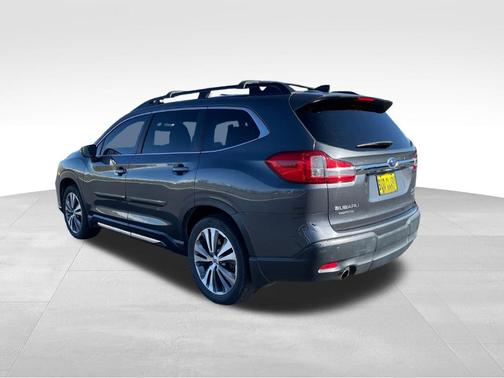 Magnetite Gray Metallic 2019 Subaru Ascent Limited 8-Passenger