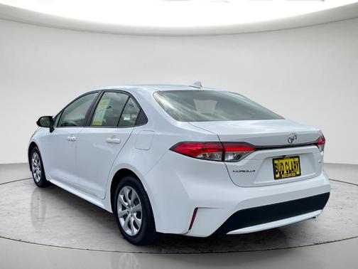 White 2022 Toyota Corolla LE