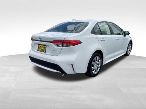 White 2022 Toyota Corolla LE