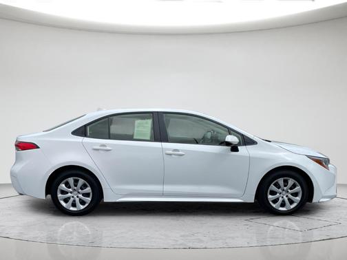 White 2022 Toyota Corolla LE