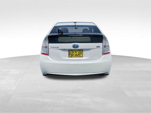 White 2010 Toyota Prius IV