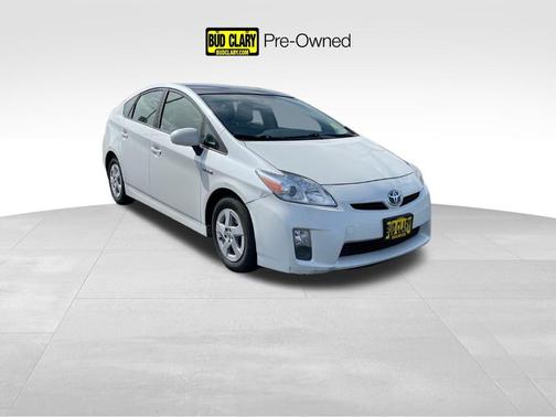 White 2010 Toyota Prius