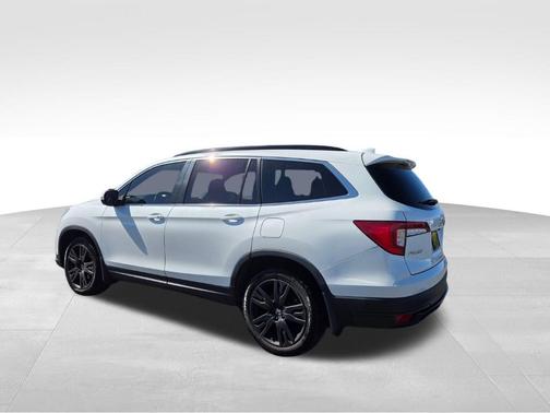 White 2021 Honda Pilot Special Edition