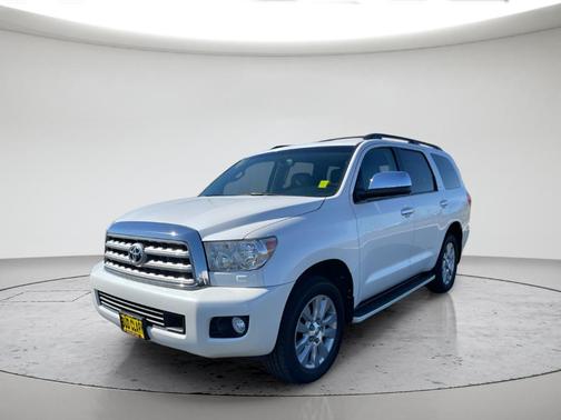 White 2016 Toyota Sequoia Platinum