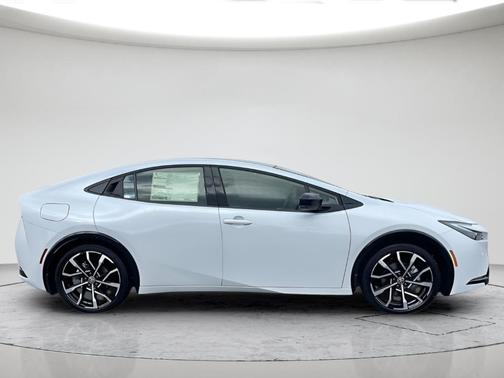 White 2026 Toyota Prius Plug-In Hybrid XSE