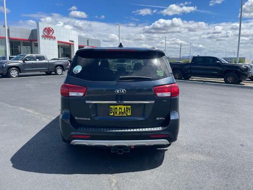 Black 2016 Kia Sedona SX-L