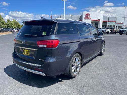 Black 2016 Kia Sedona SX-L