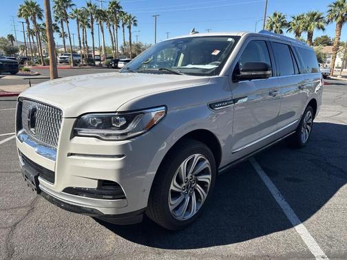 2023 Lincoln Navigator L Reserve