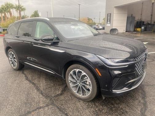 2024 Lincoln Nautilus Reserve