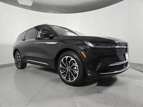 2024 Lincoln Nautilus Reserve