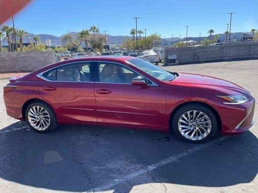 2023 Lexus ES 300h Luxury