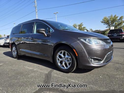Granite Crystal Clearcoat Metallic 2019 Chrysler Pacifica Touring Plus