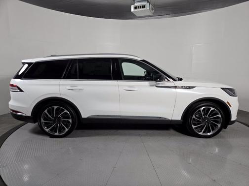 Pristine White 2027 Lincoln Aviator Reserve