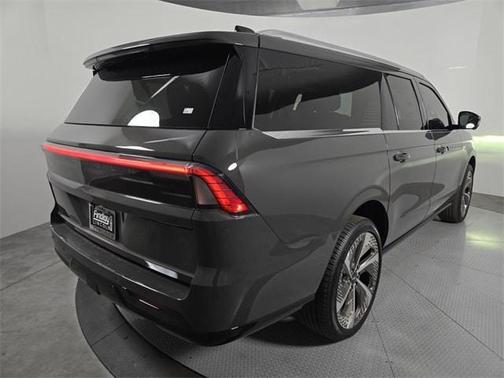 2026 Lincoln Navigator L Black Label