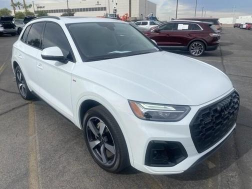 2022 Audi Q5 45 S line quattro Premium