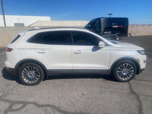 2015 Lincoln MKC Base
